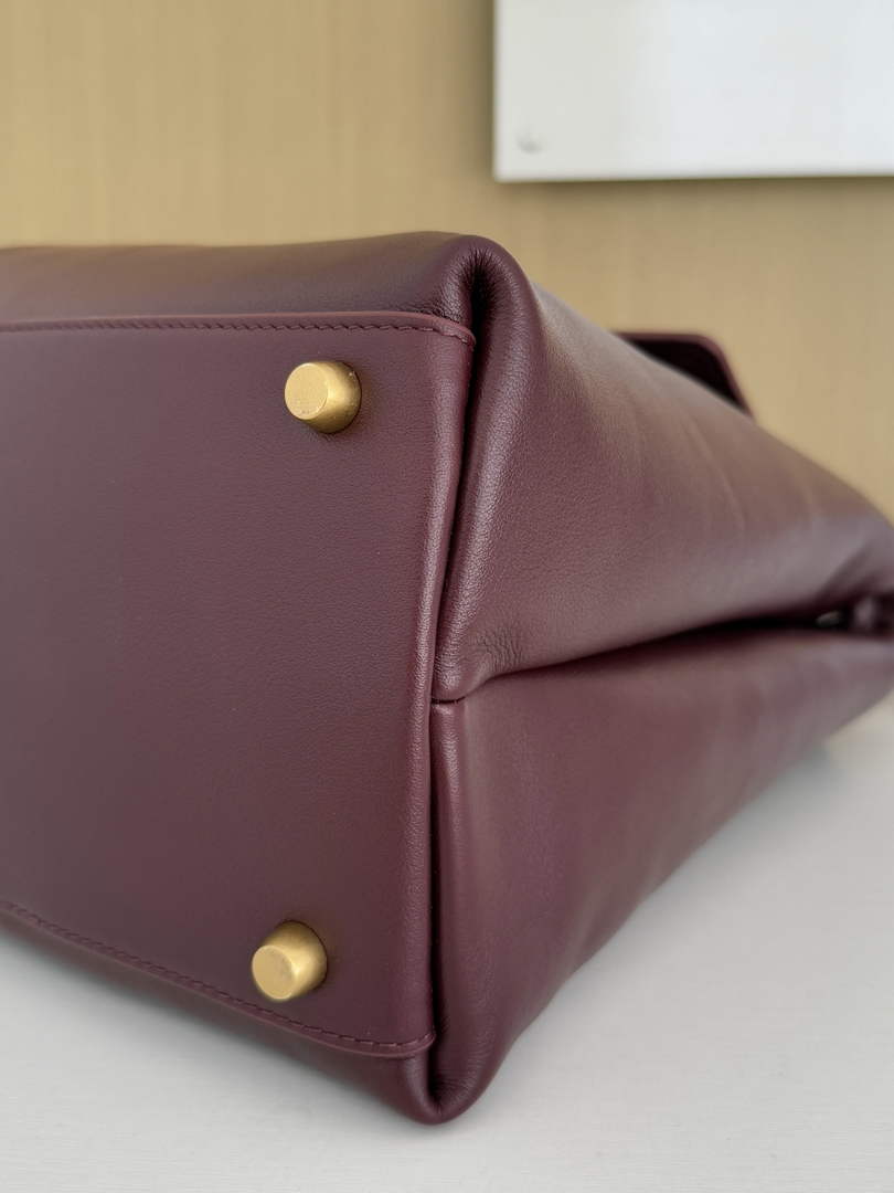 Bottega Veneta Large Ciao Ciao 826195 in Wine Red Calfskin