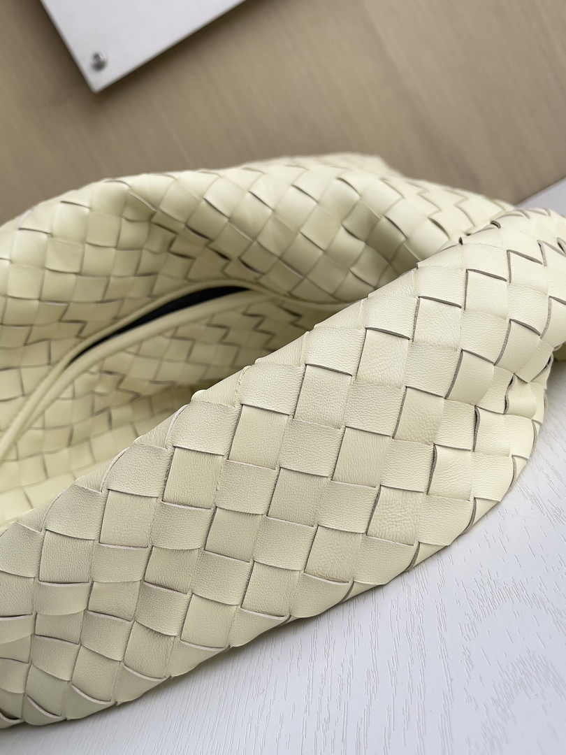 Bottega Veneta Large Hop Bag 763970 Calfskin Light Yellow