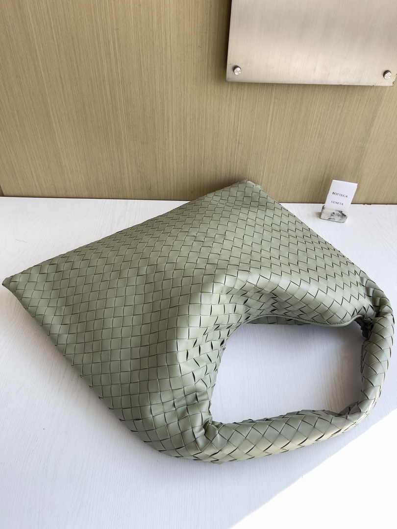 Bottega Veneta Large Hop Bag 763970 Calfskin Light Green