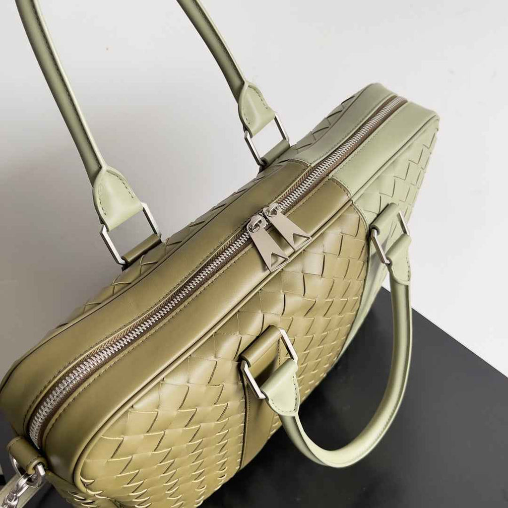 Bottega Veneta Large Intrecciato Briefcase 755128 Calfskin Green