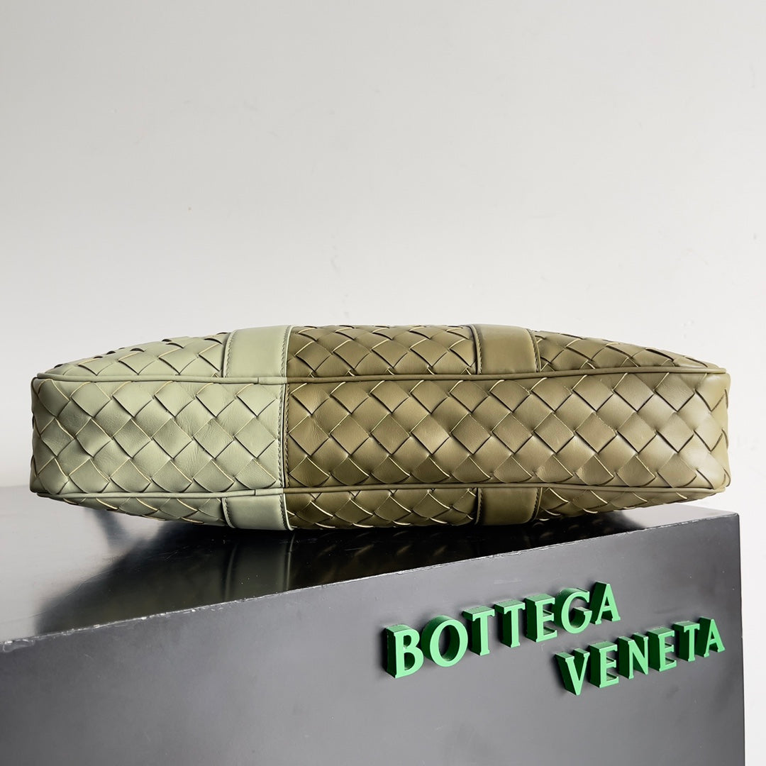 Bottega Veneta Large Intrecciato Briefcase 755128 Calfskin Green