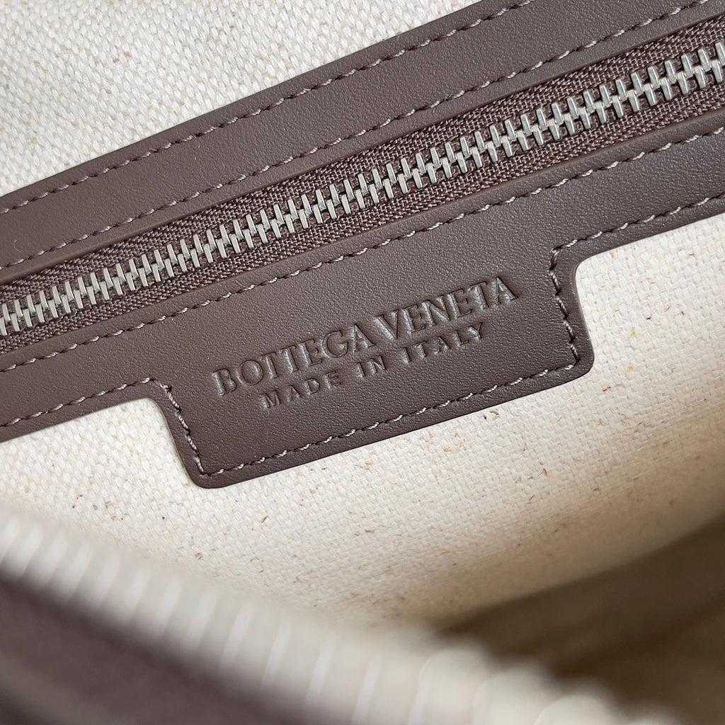 Bottega Veneta Large Intrecciato Briefcase 755128 Calfskin Brown