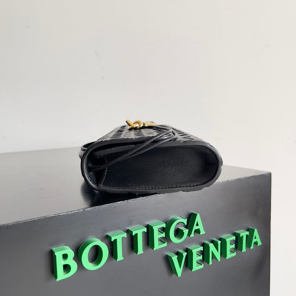 Bottega Veneta Long Clutch Andiamo With Handle 741511 Calfskin Black