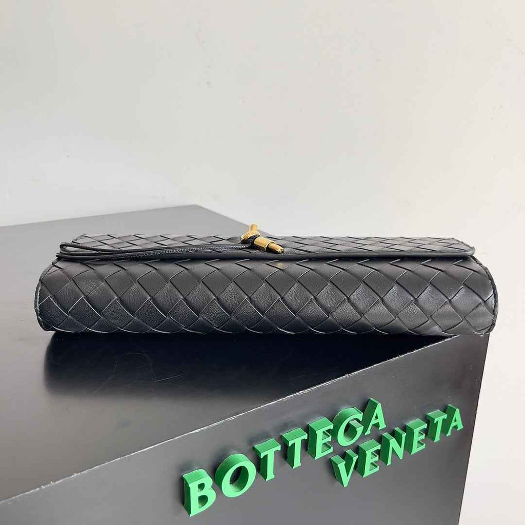 Bottega Veneta Long Clutch Andiamo With Handle 741511 Calfskin Black