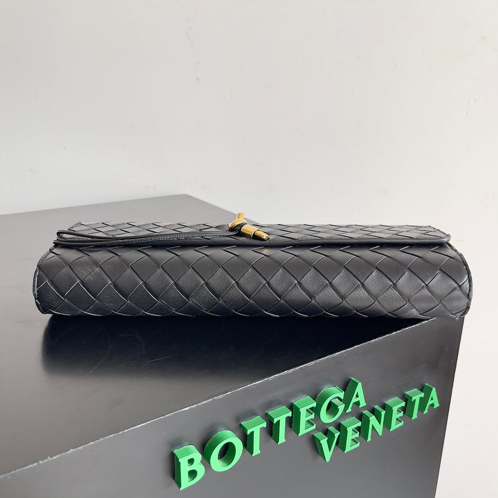 Bottega Veneta Long Clutch Andiamo With Handle 741511 Calfskin Black