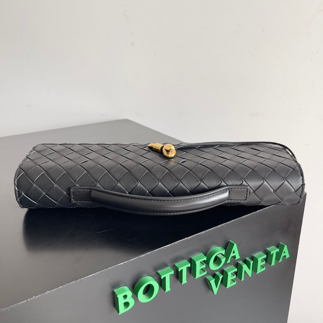 Bottega Veneta Long Clutch Andiamo With Handle 741511 Calfskin Black
