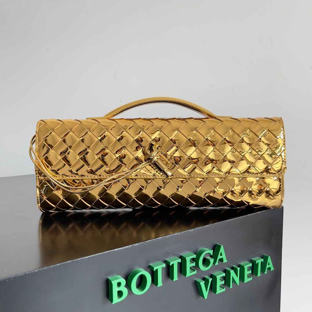 Bottega Veneta Long Clutch Andiamo With Handle 741511 Calfskin Gold