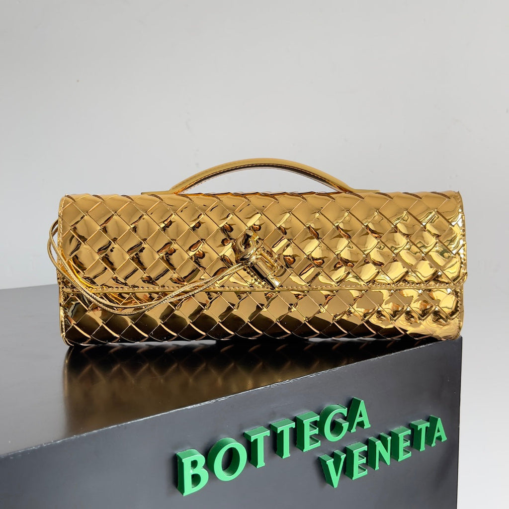 Bottega Veneta Long Clutch Andiamo With Handle 741511 Calfskin Gold