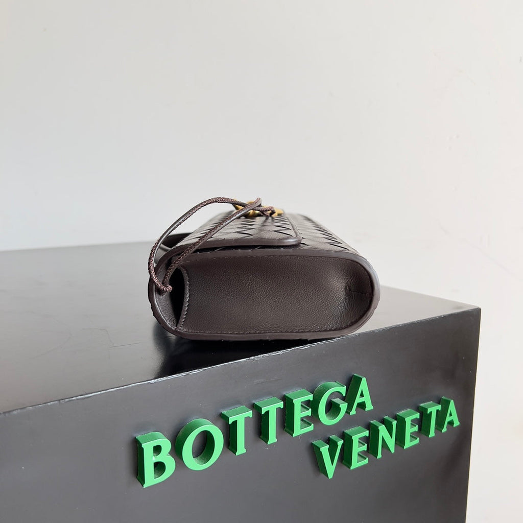 Bottega Veneta Long Clutch Andiamo With Handle 741511 Calfskin Brown