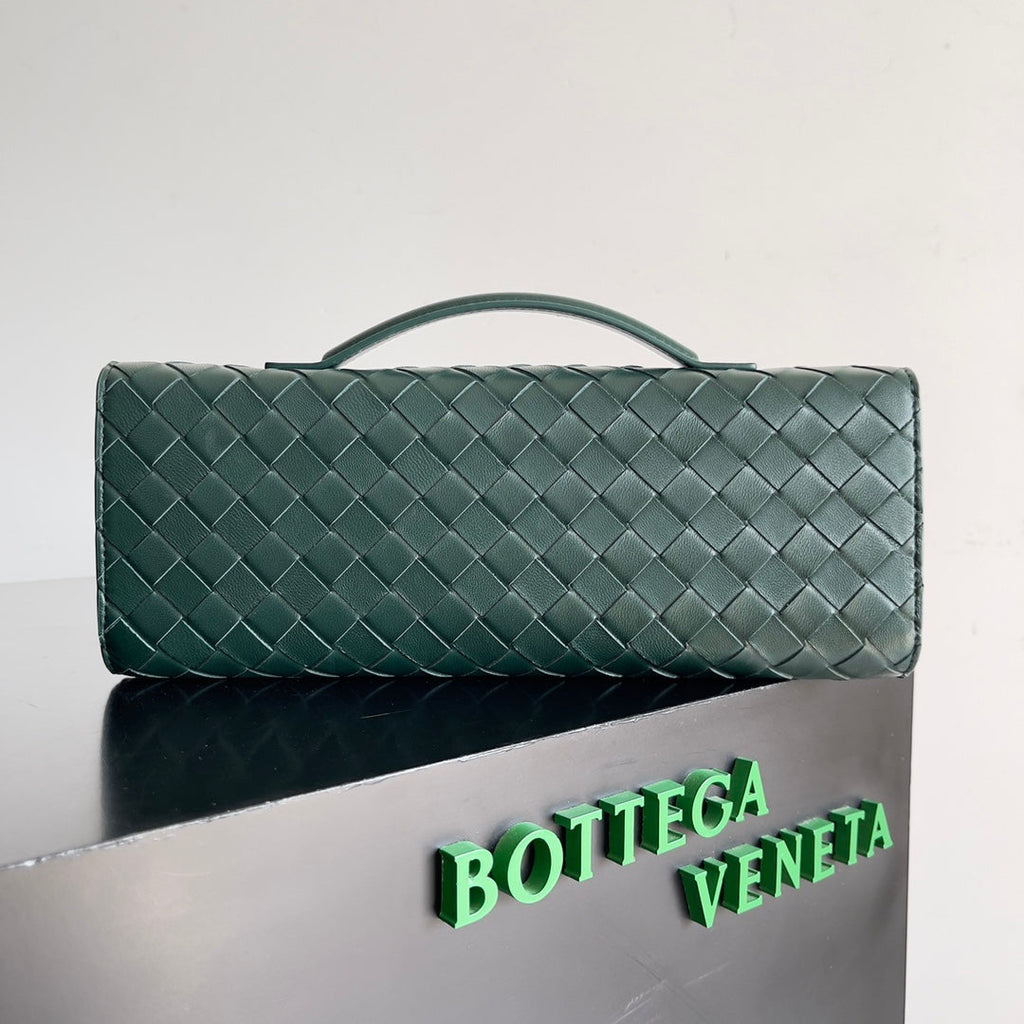 Bottega Veneta Long Clutch Andiamo With Handle 741511 Calfskin Green