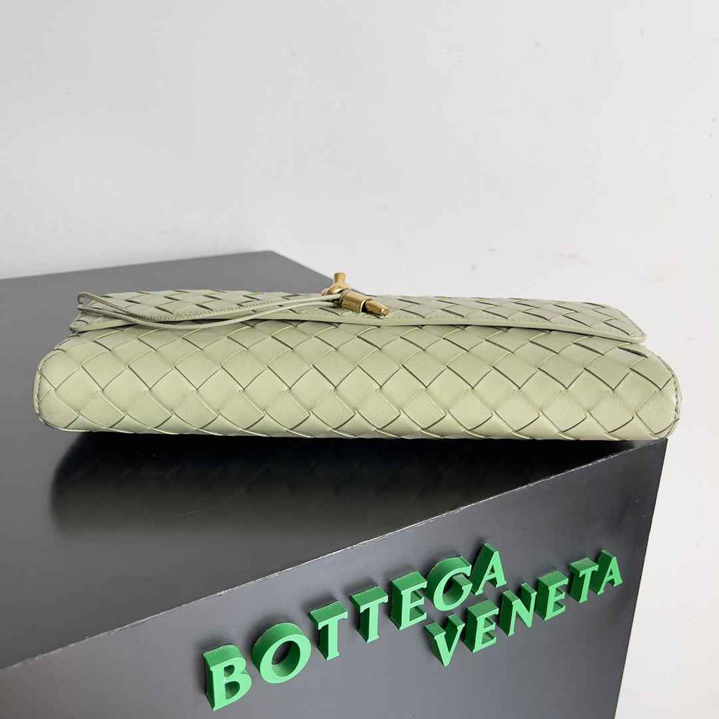 Bottega Veneta Long Clutch Andiamo With Handle 741511 Calfskin Light Green