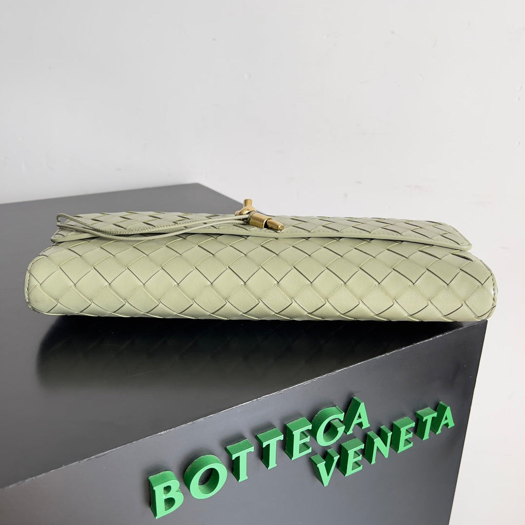 Bottega Veneta Long Clutch Andiamo With Handle 741511 Calfskin Light Green