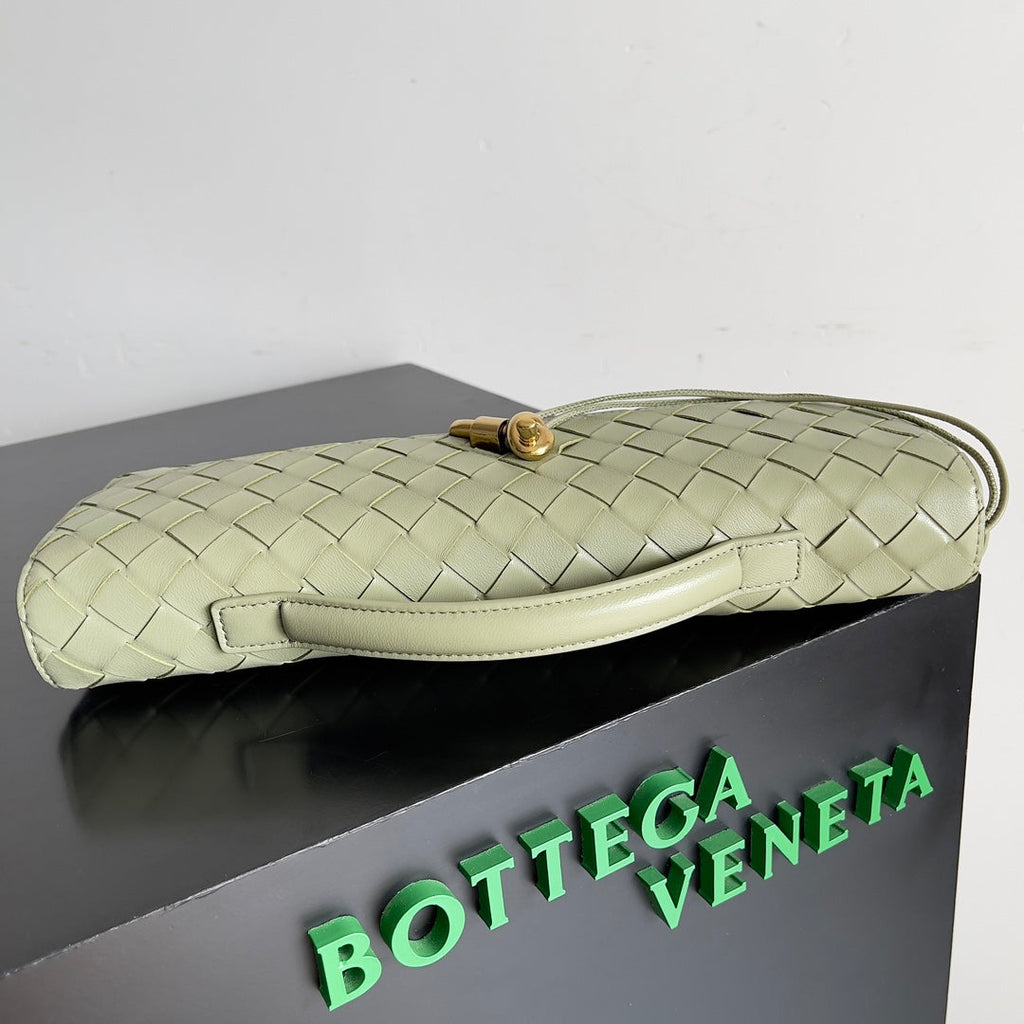 Bottega Veneta Long Clutch Andiamo With Handle 741511 Calfskin Light Green