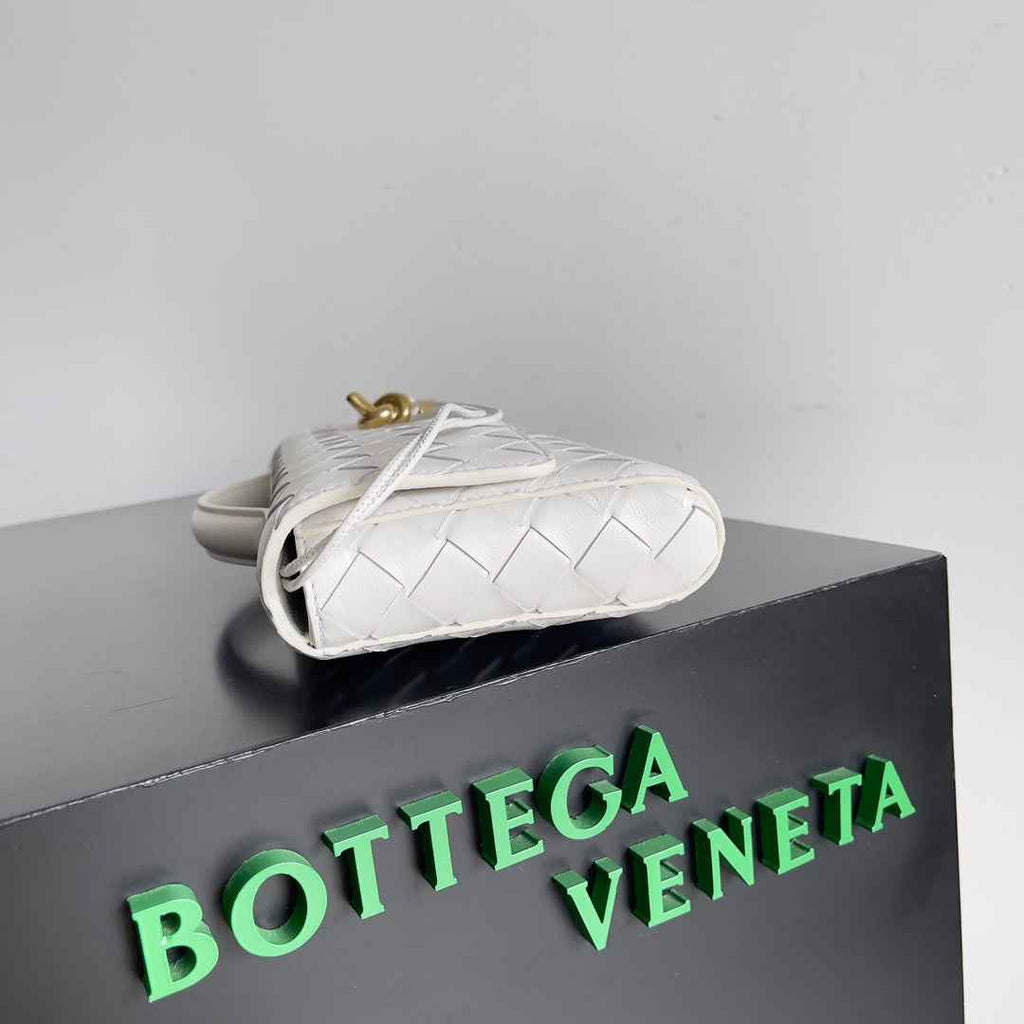 Bottega Veneta Long Clutch Andiamo With Handle 741511 Calfskin White