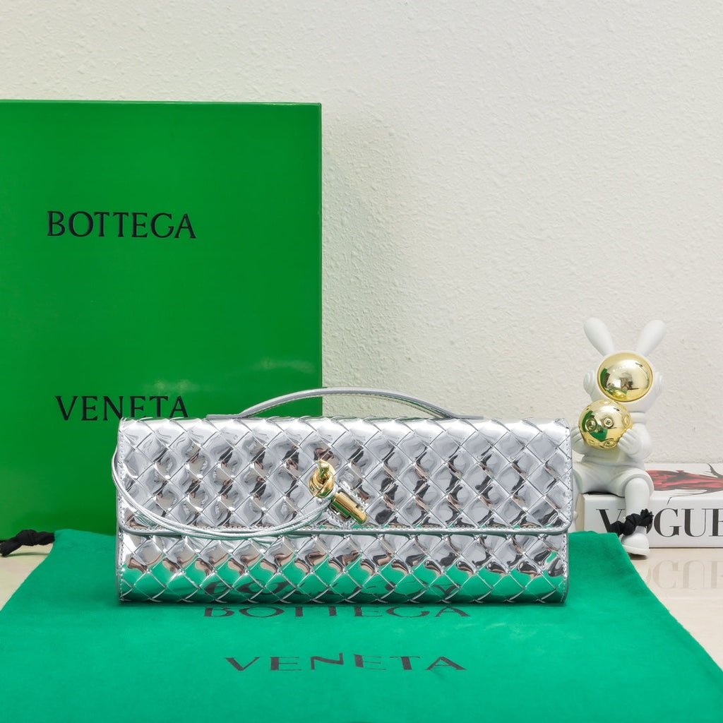 Bottega Veneta Long Clutch Andiamo With Handle 741511 Calfskin Silver