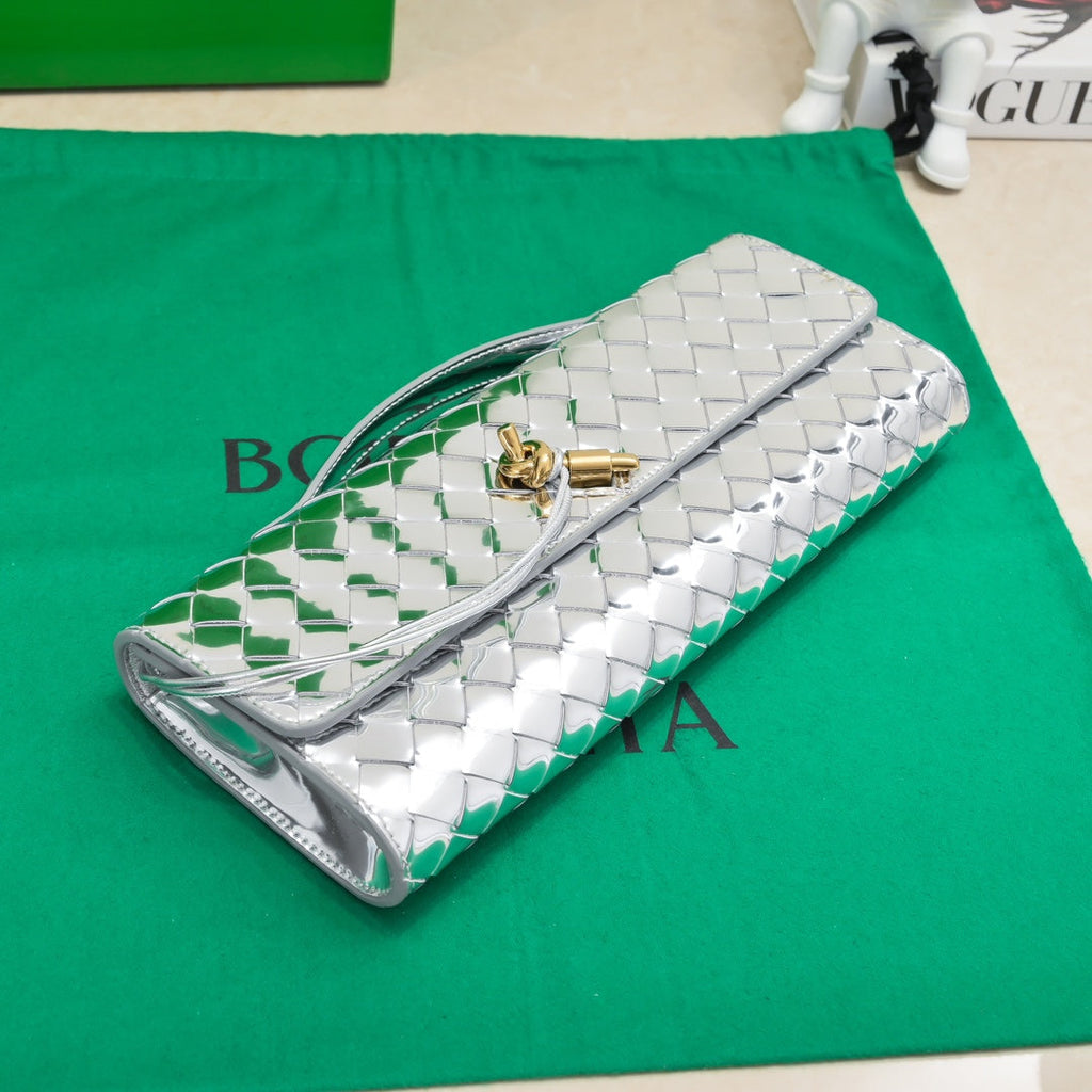 Bottega Veneta Long Clutch Andiamo With Handle 741511 Calfskin Silver