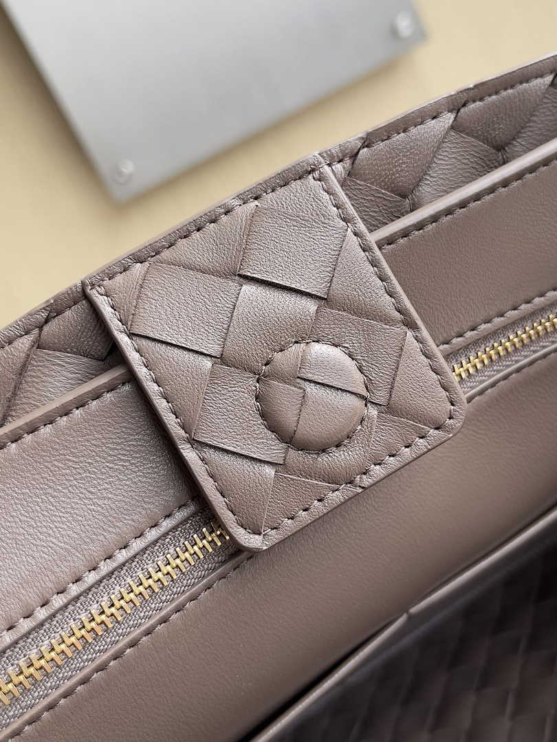Bottega Veneta Medium Andiamo Bag 743572 Lambskin Taupe grey
