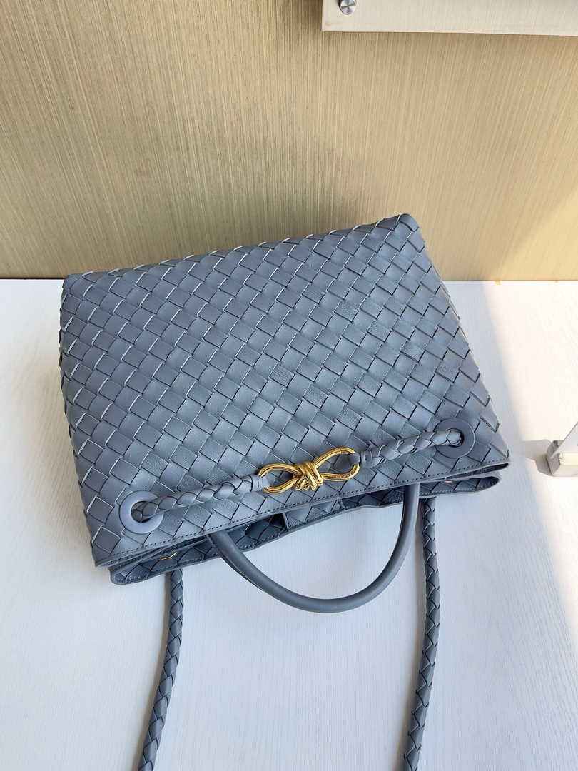 Bottega Veneta Medium Andiamo Bag 743572 Lambskin Blue