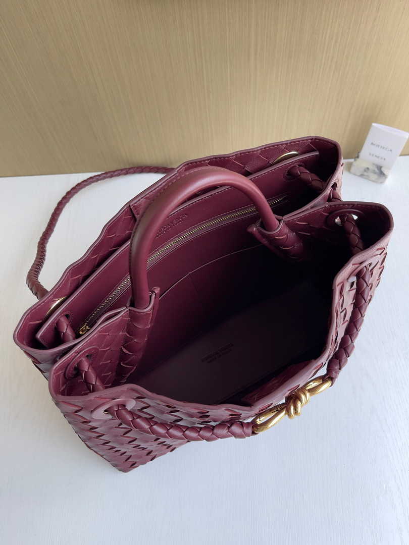 Bottega Veneta Medium Andiamo Bag 743572 Lambskin Wine Red