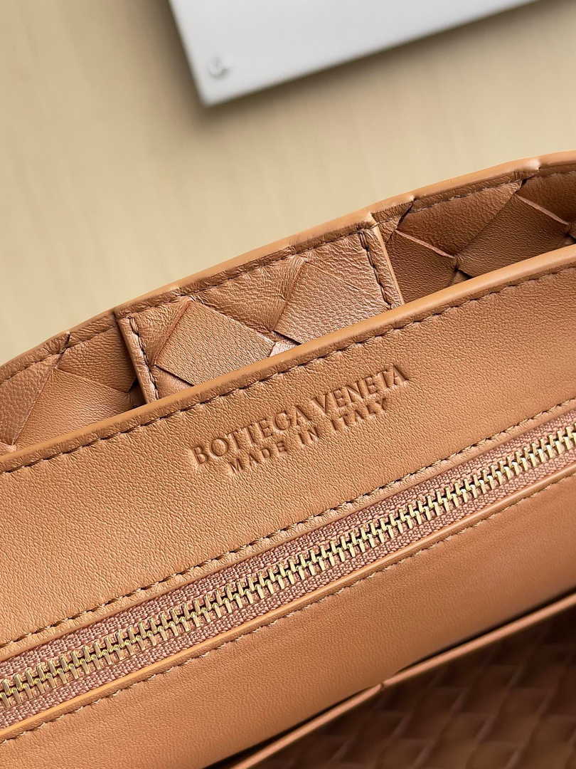 Bottega Veneta Medium Andiamo Bag 743572 Lambskin Brown