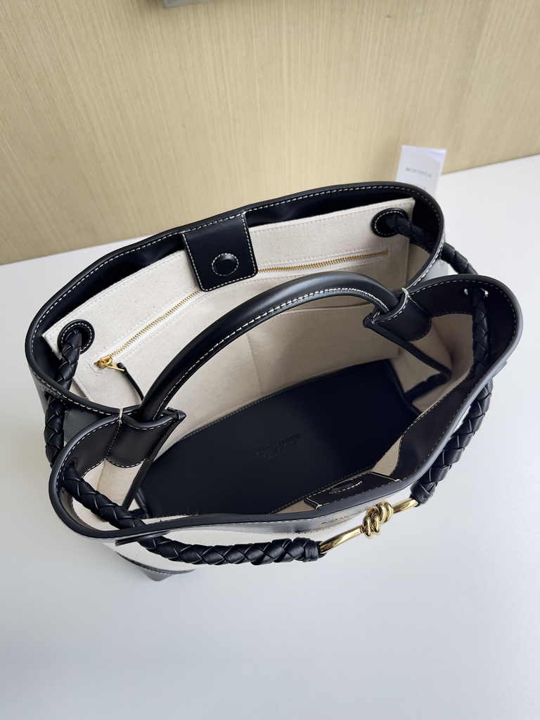 Bottega Veneta Medium Andiamo Bag 743572 Cotton Black Gold