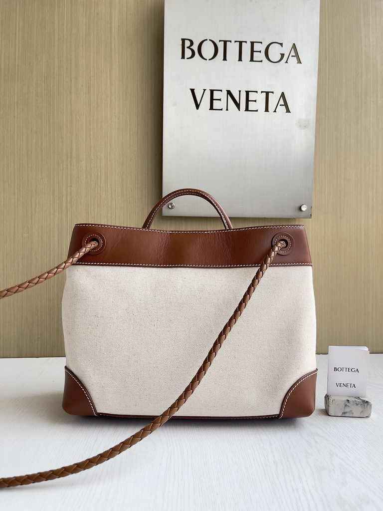 Bottega Veneta Medium Andiamo Bag 743572 Cotton Brown