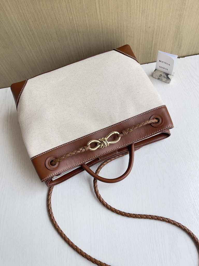 Bottega Veneta Medium Andiamo Bag 743572 Cotton Brown
