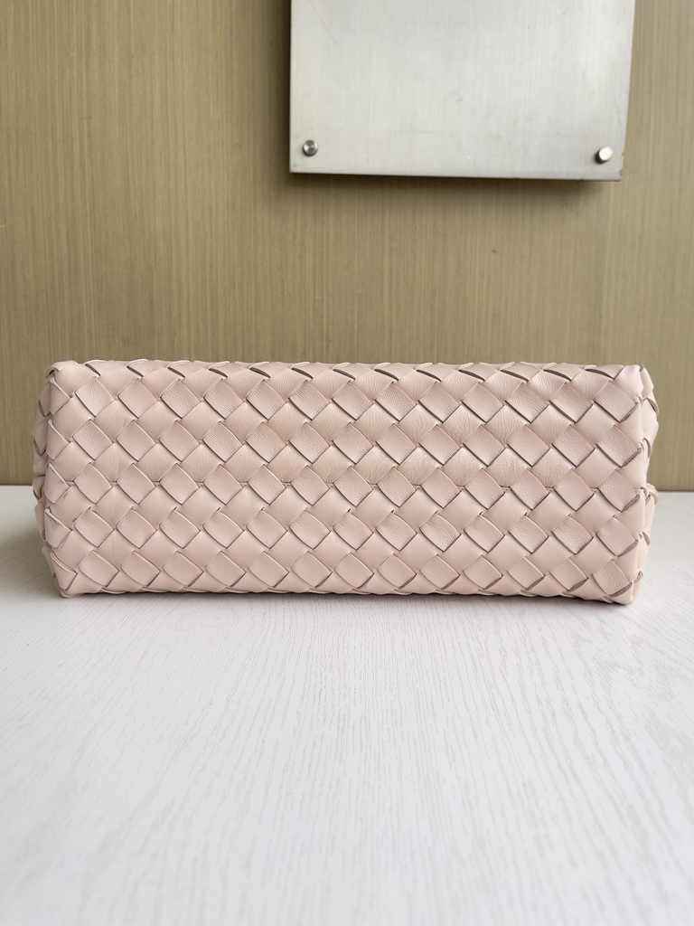 Bottega Veneta Medium Andiamo Bag 743572 Lambskin Light Pink