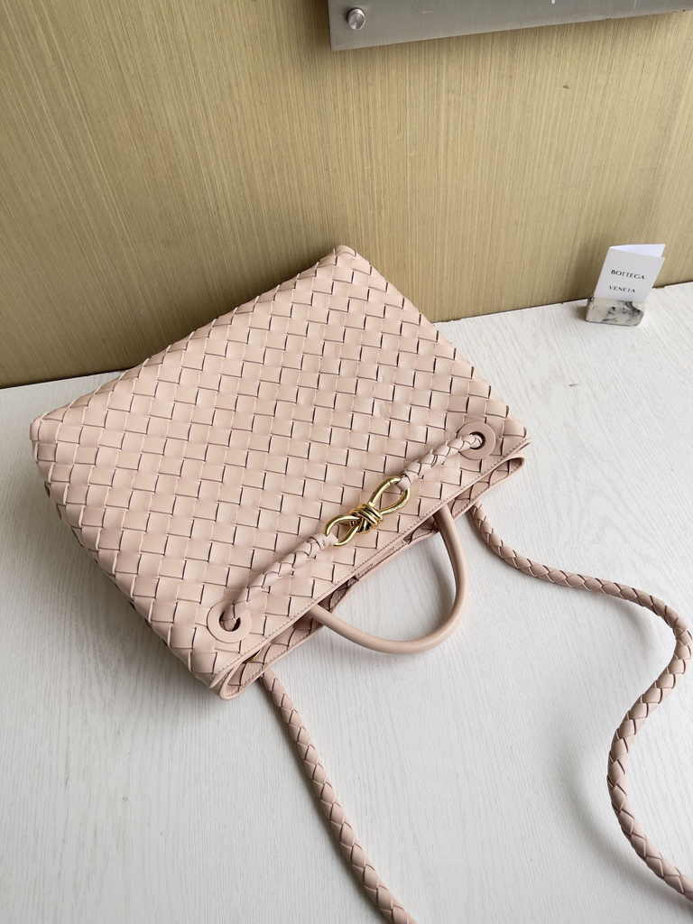 Bottega Veneta Medium Andiamo Bag 743572 Lambskin Light Pink