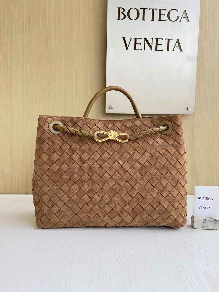 Bottega Veneta Medium Andiamo Bag 743572 Calfskin Tan