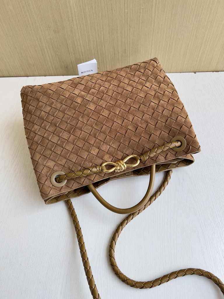 Bottega Veneta Medium Andiamo Bag 743572 Calfskin Tan