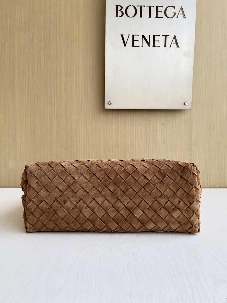 Bottega Veneta Medium Andiamo Bag 743572 Calfskin Tan