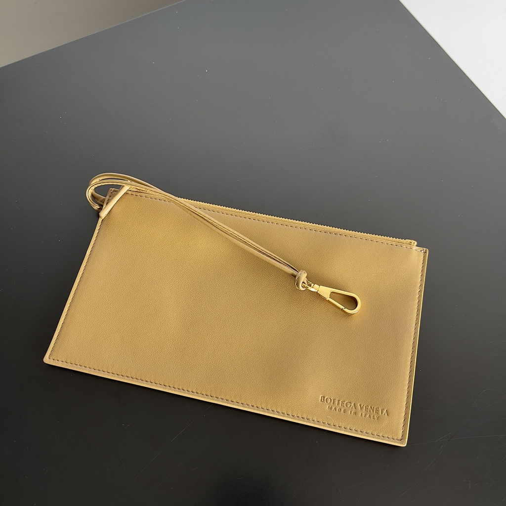 Bottega Veneta Medium Cabat Bag 608810 lambskin leather Tan