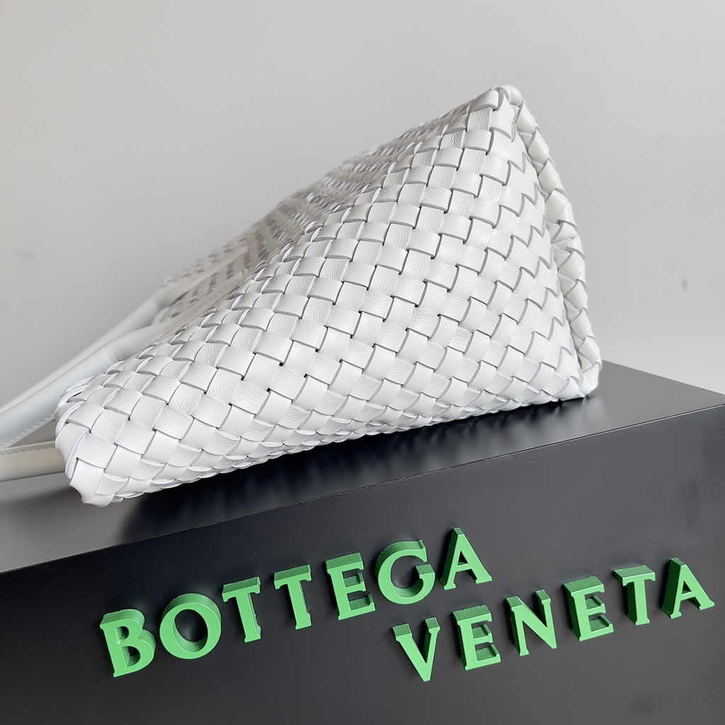 Bottega Veneta Medium Cabat Bag 608810 white lambskin leather