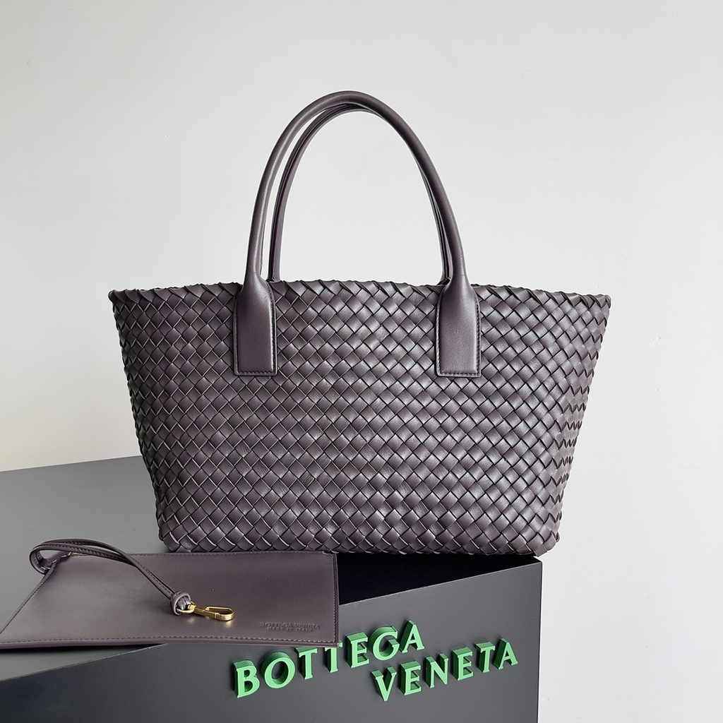 Bottega Veneta Medium Cabat Bag 608810 Fondant lambskin leather