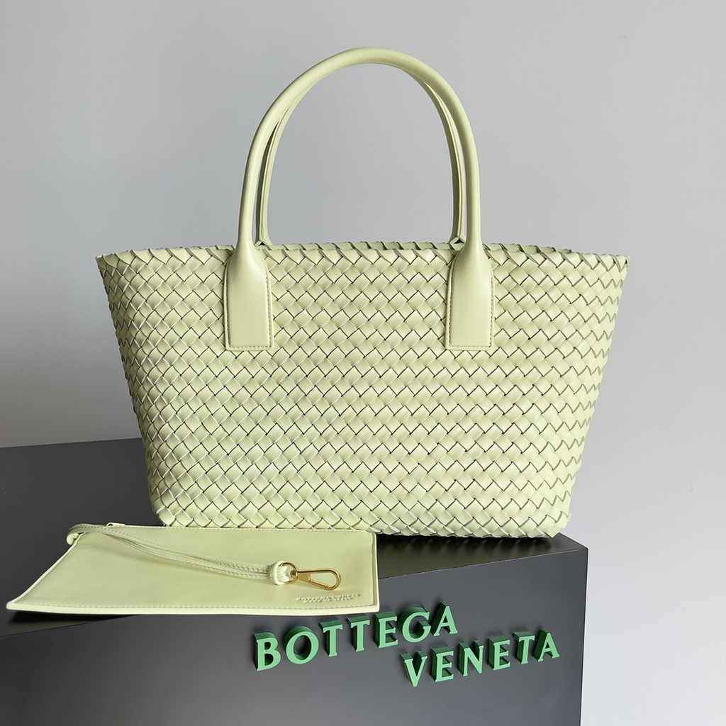 Bottega Veneta Medium Cabat Bag 608810 Yellow lambskin leather