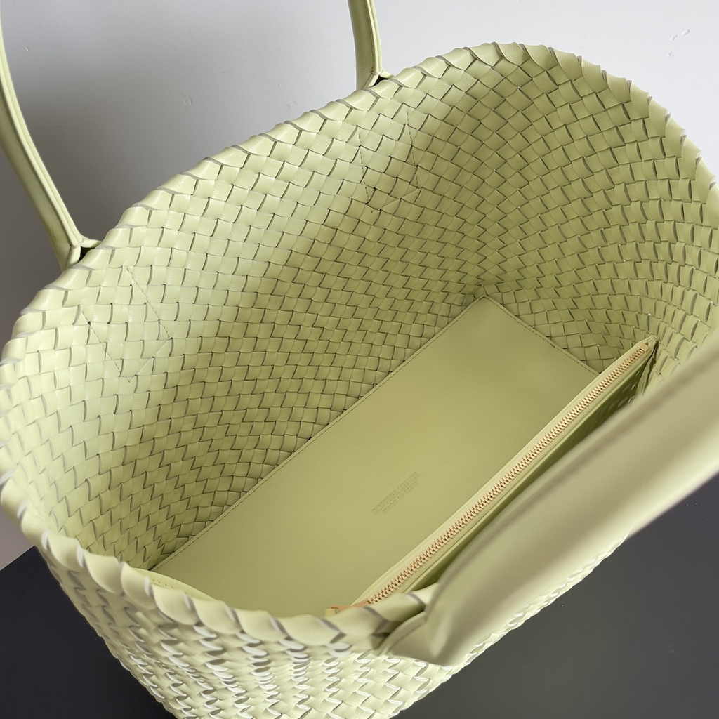 Bottega Veneta Medium Cabat Bag 608810 Yellow lambskin leather