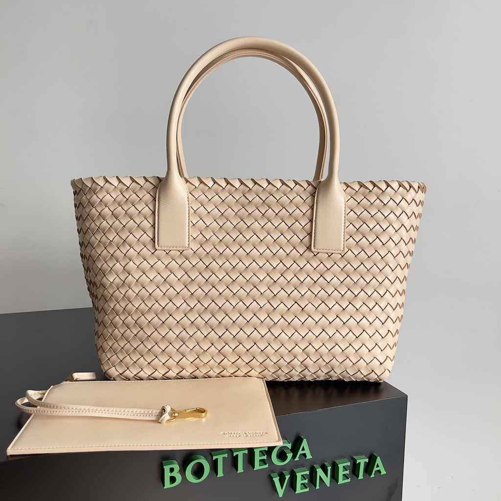 Bottega Veneta Medium Cabat Bag 608810 apricot lambskin leather