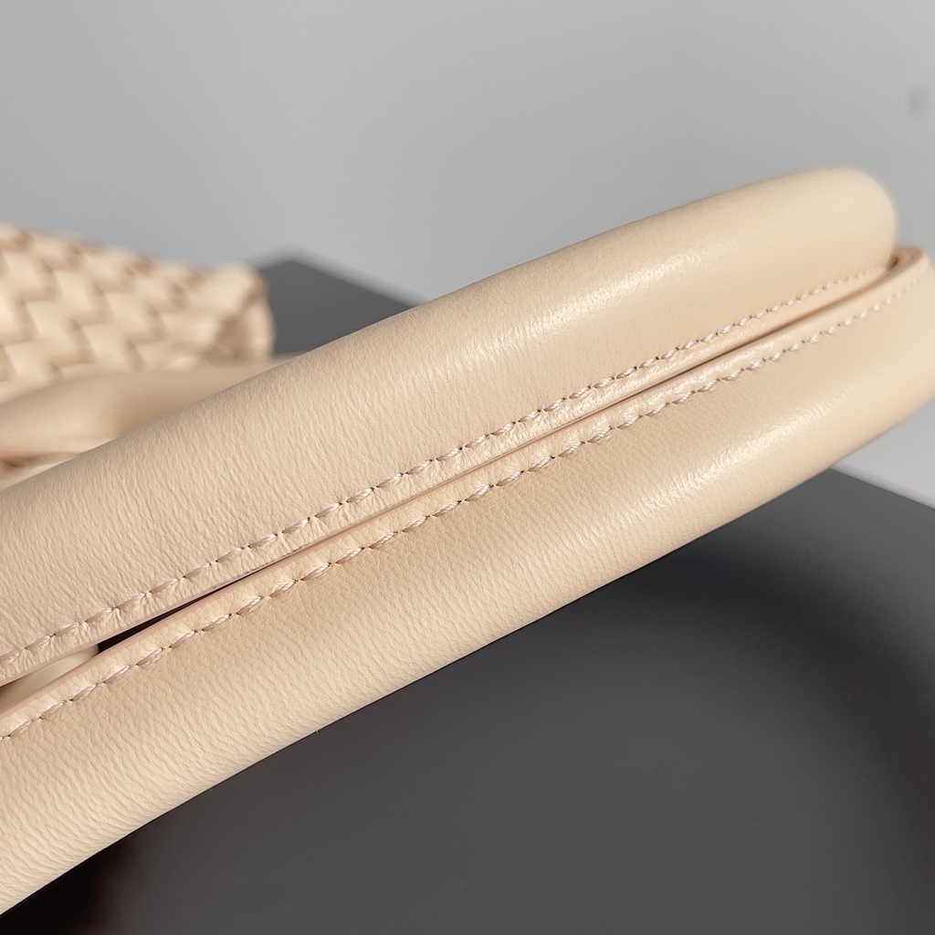 Bottega Veneta Medium Cabat Bag 608810 apricot lambskin leather