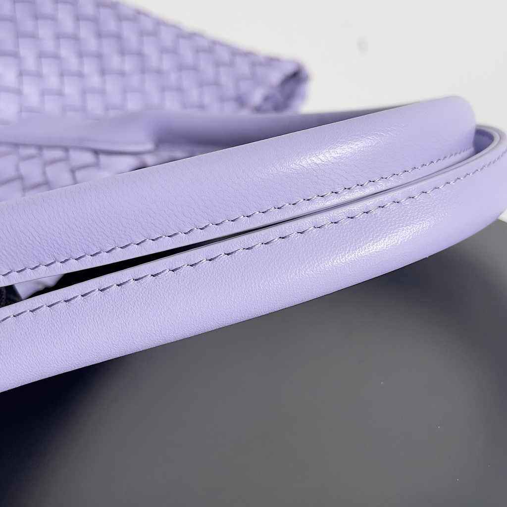 Bottega Veneta Medium Cabat Bag 608810 purple lambskin leather