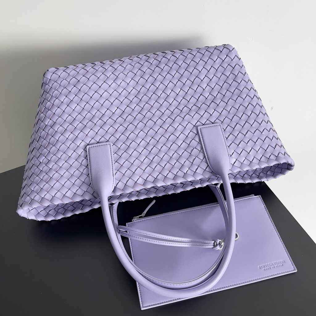 Bottega Veneta Medium Cabat Bag 608810 purple lambskin leather