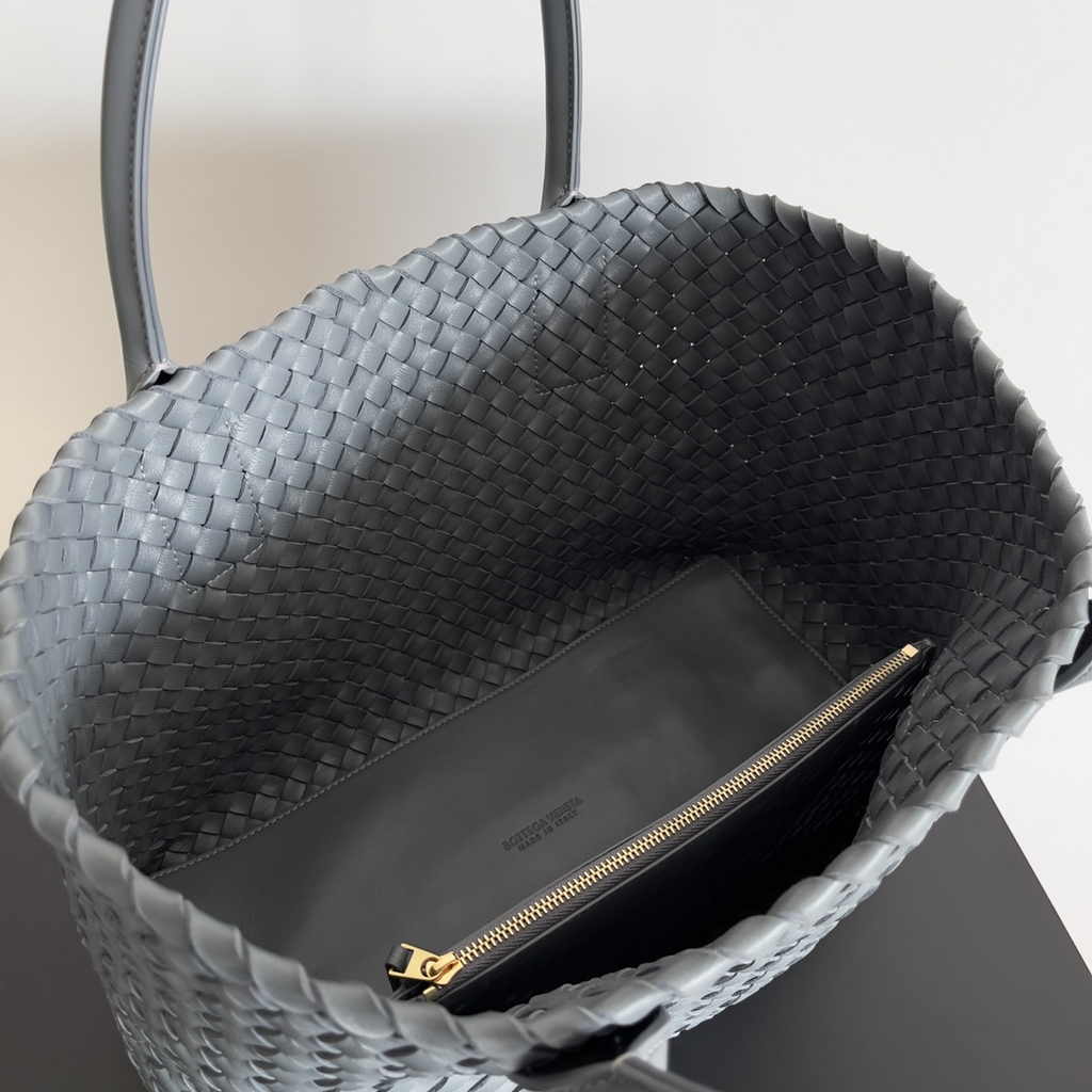 Bottega Veneta Medium Cabat Bag 608810 Gray lambskin leather