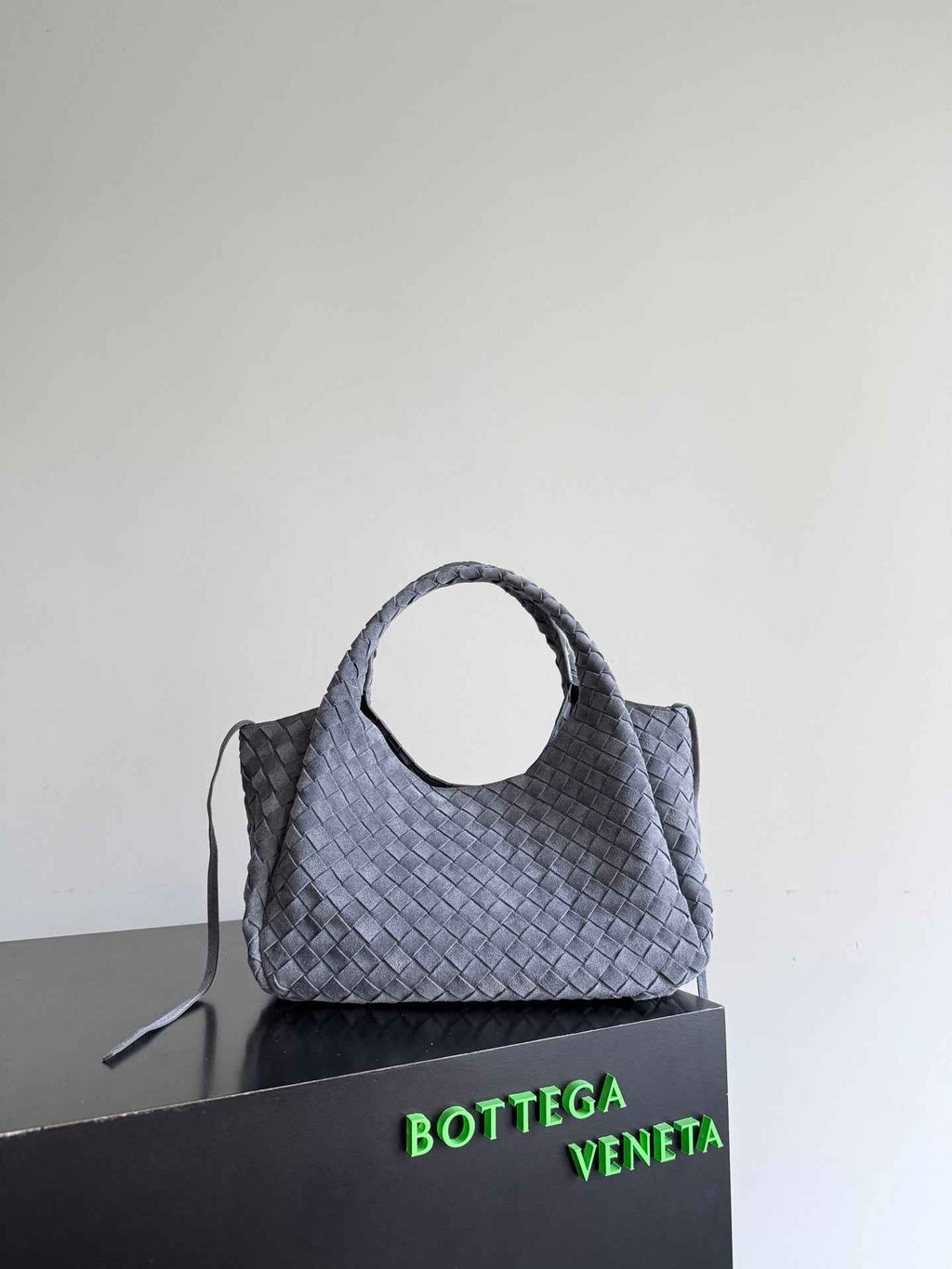 Bottega Veneta Medium Campana Bag 844249 in Suede Blue