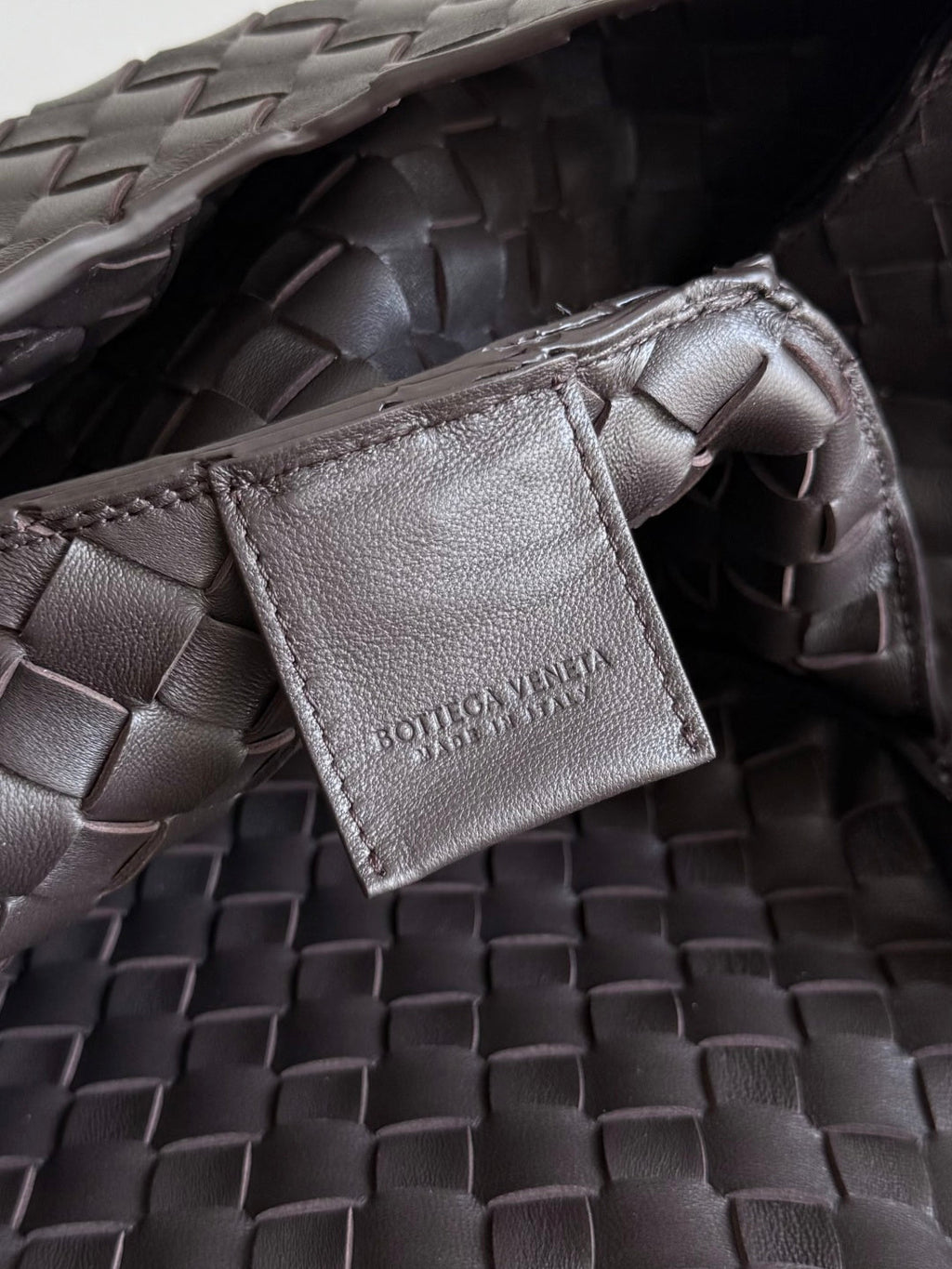 Bottega Veneta Medium Campana Bag 844249 in Coffee