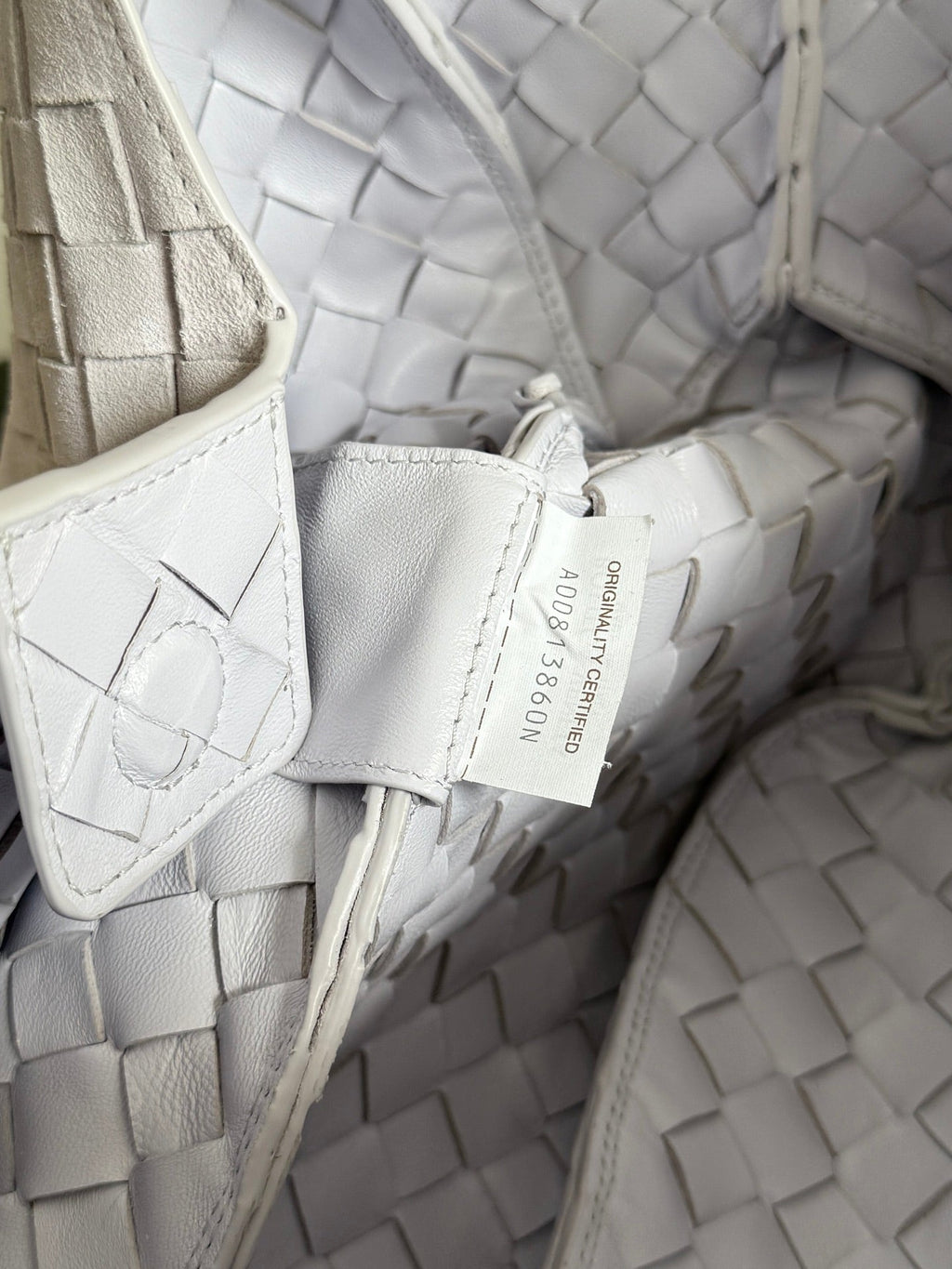 Bottega Veneta Medium Campana Bag 844249 in Suede Beige