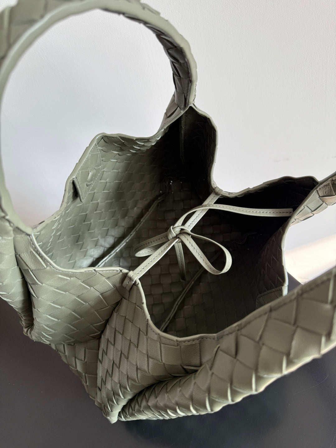 Bottega Veneta Medium Campana Bag 844249 in Green