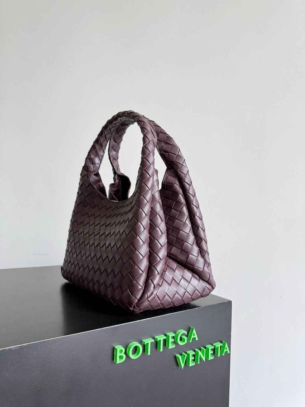 Bottega Veneta Medium Campana Bag 844249 in Dark Red