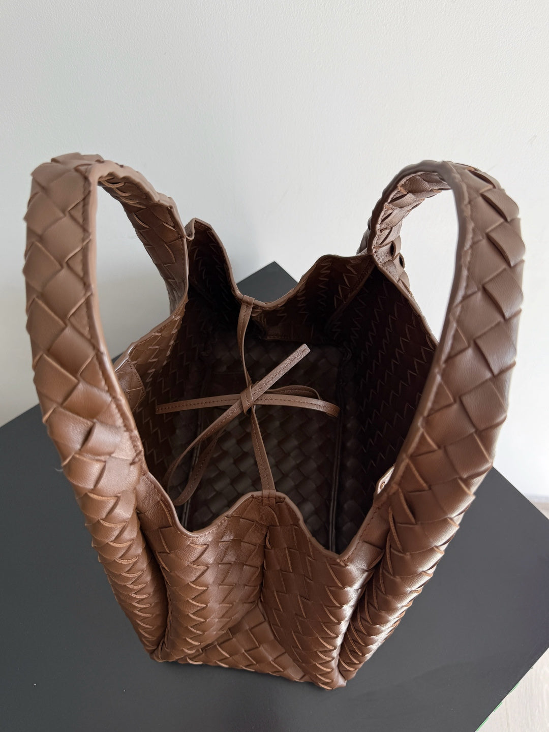 Bottega Veneta Medium Campana Bag 844249 in Brown