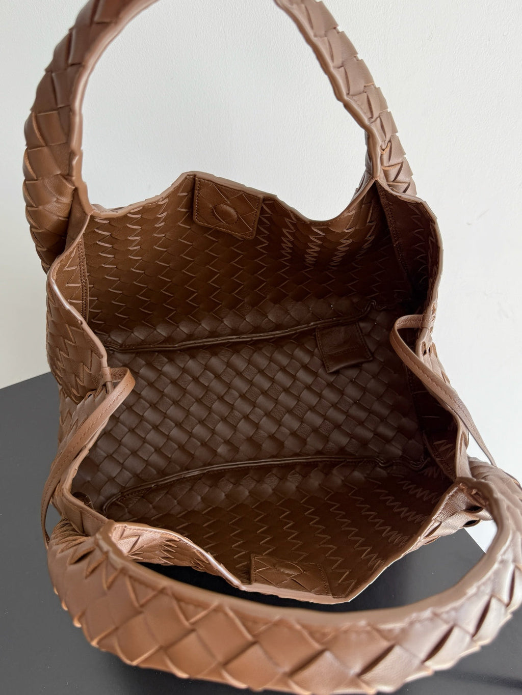 Bottega Veneta Medium Campana Bag 844249 in Brown