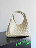 Bottega Veneta Medium Campana Bag 844249 in Beige